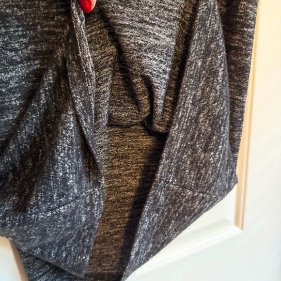 GAP Dress Size S Softspun Ribbed Cowlneck Marled Grey Beautiful Drape 3/4 sleeve - Picture 5 of 10